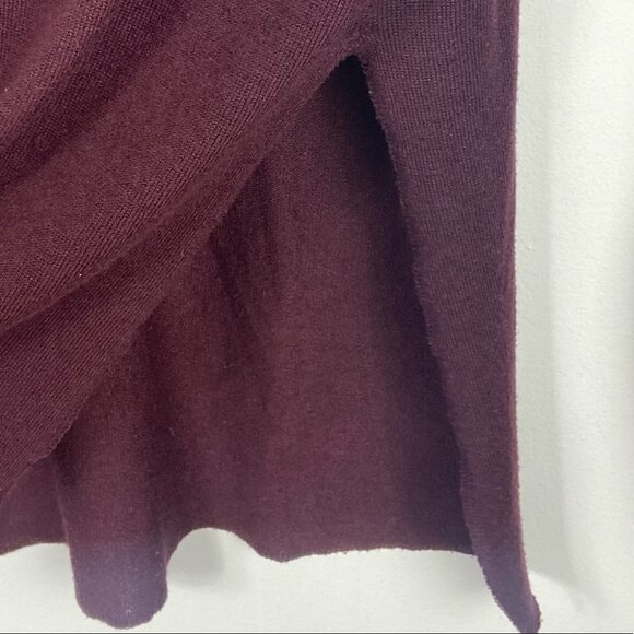 Aritzia Wilfred Sherbrooke Purple V-Neck Sweater Top Size XS Stretch Minimalist - Picture 5 of 12